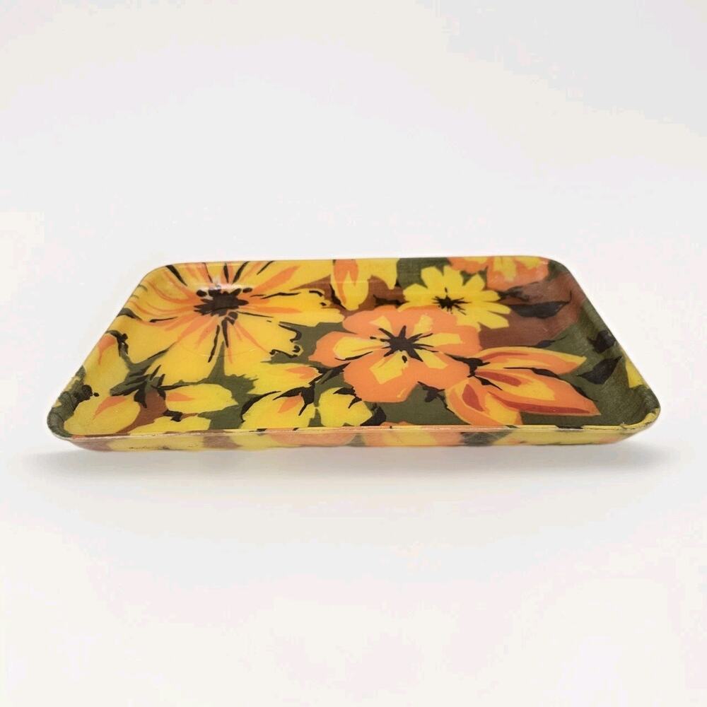 Flower Power 1960’s Fiberglass Serving Trays Quaker Fashion Fair Trinket Tray